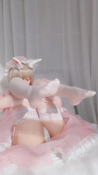 年轻漂亮的女邻居4_1080P在线观看高清