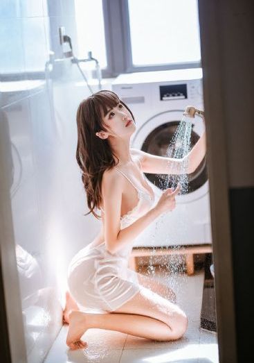 张开腿被九个男人调教h视频_4K免费全集观看