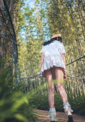 弱小英雄免费观看完整版_BD英语HD高清在线观看